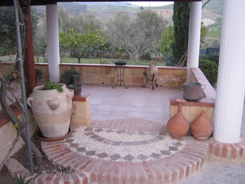 B&B La Casa Dell'Artista Assoro Экстерьер фото
